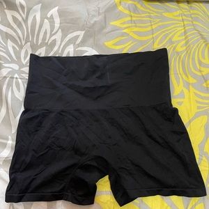 Black short shape wear
